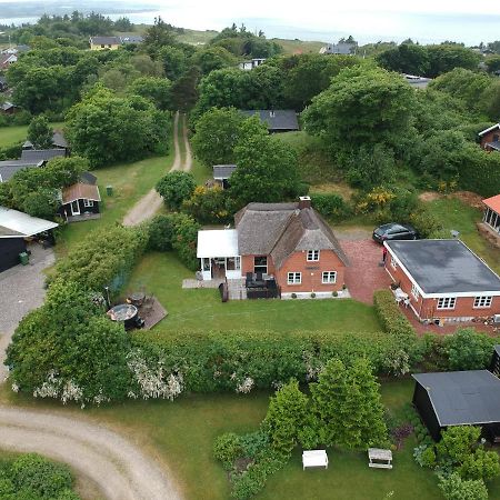 Thatched Holiday Home In Struer, Jutland With A View Dış mekan fotoğraf